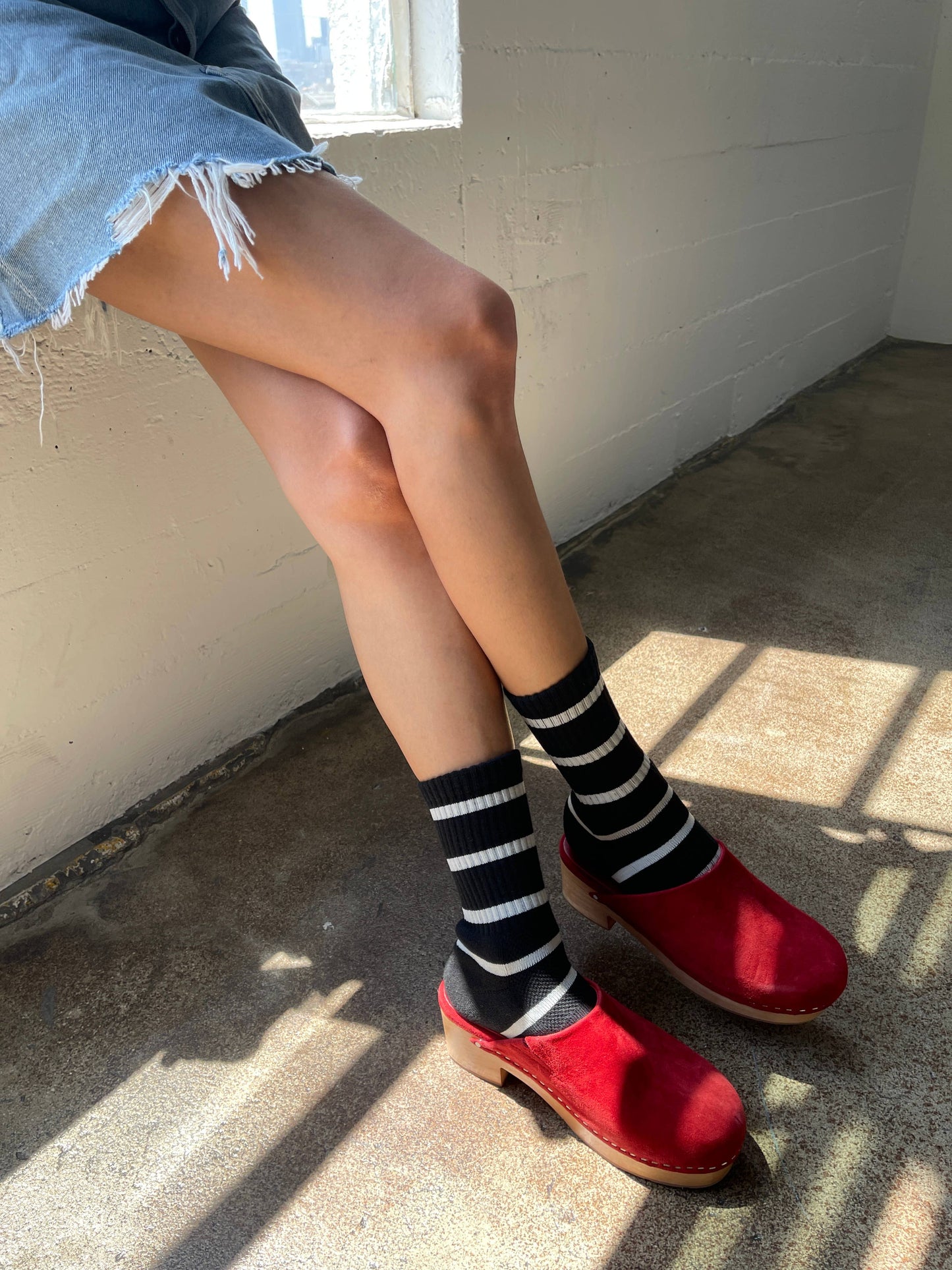 Striped Boyfriend Socks: Black Stripe