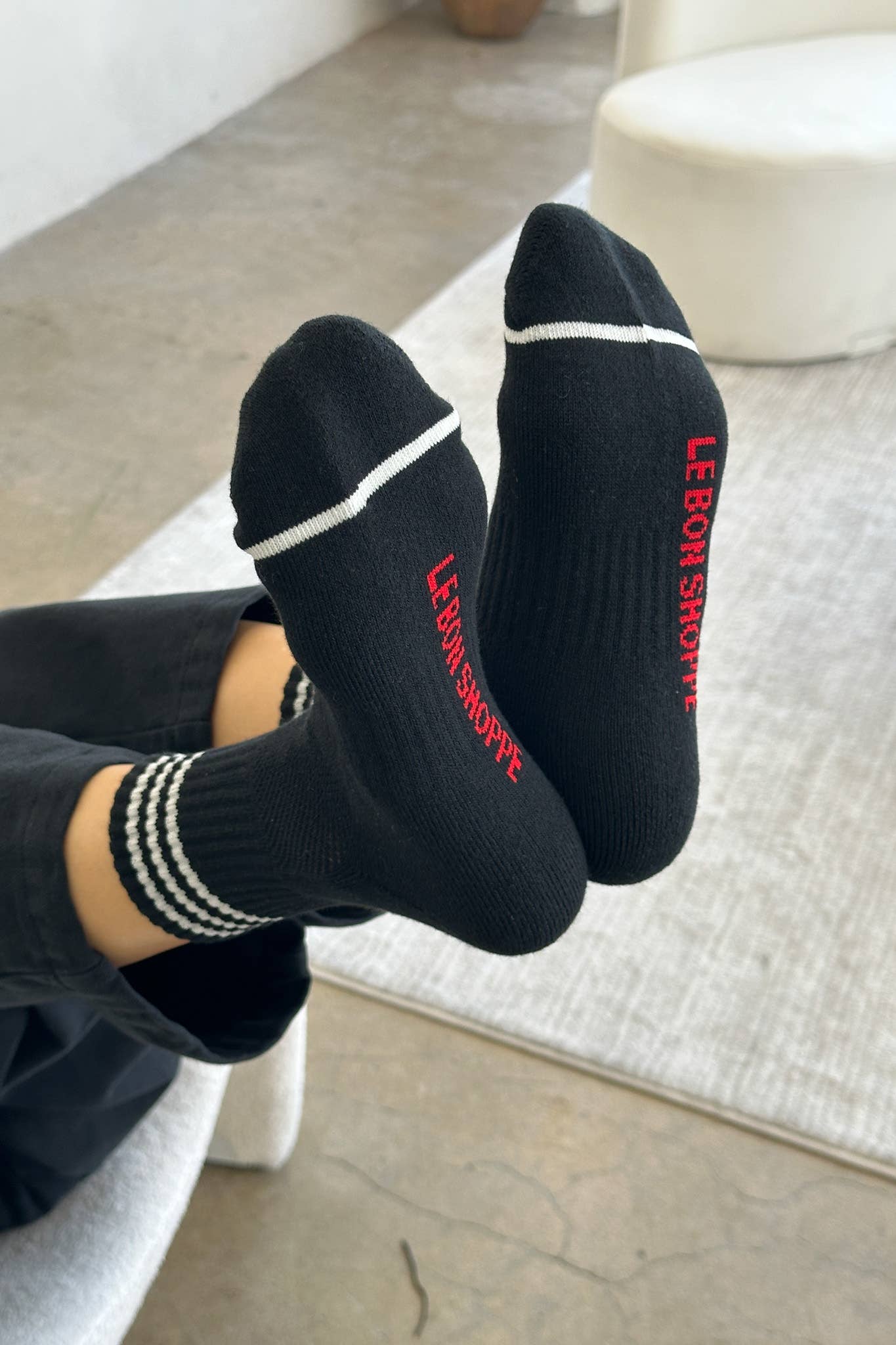 Girlfriend Socks: Scarlet